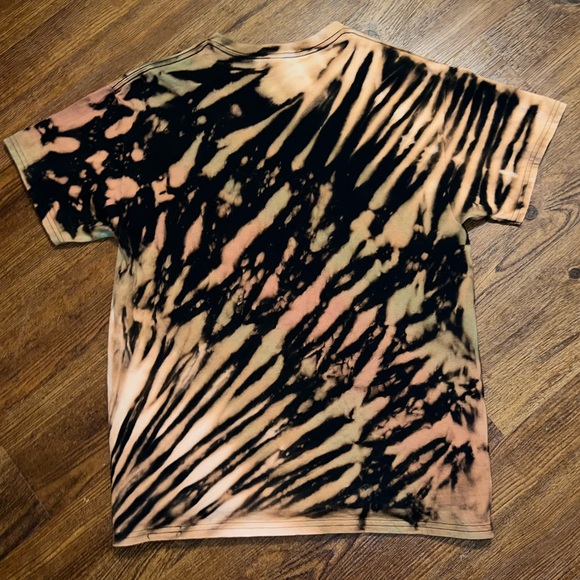 ⭐️Gildan Reverse Tie Dye Black & Tan Short Sleeve Shirt Size L Custom Made - Picture 2 of 12